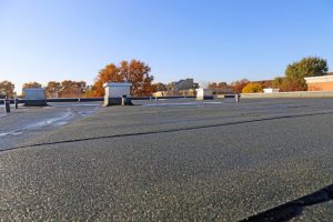 3 Key Reasons to Invest in Commercial Roof Cleaning Services